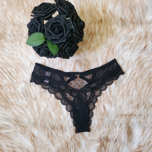 Women's Sexy Lace Black Heart Panty - Picture 9 of 10